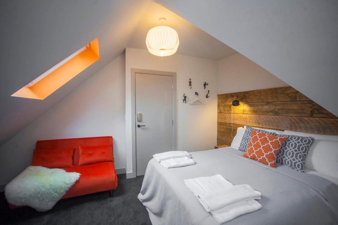 Casa de férias Higgihaus #3a & 3b 8 Bed Sleeps Up To 22 Big Groups Hip Location *